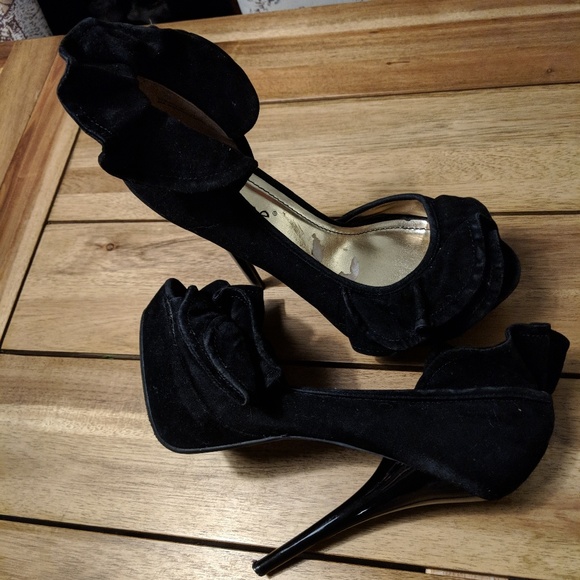 Sexy Fun Heels - Picture 2 of 3